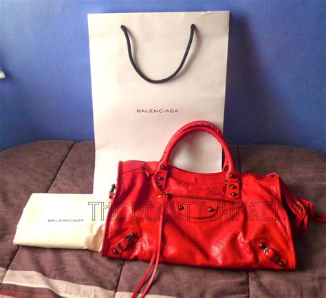 faux balenciaga city